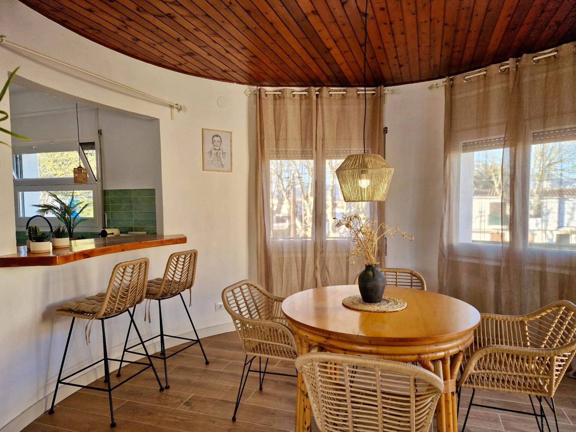 Gorgot P1 I Apartamento Con Terraza Y Piscina Comunitaria Cerca De La Playa Empuriabrava Eksteriør billede